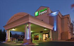 Holiday Inn Express in Lynchburg Virginia